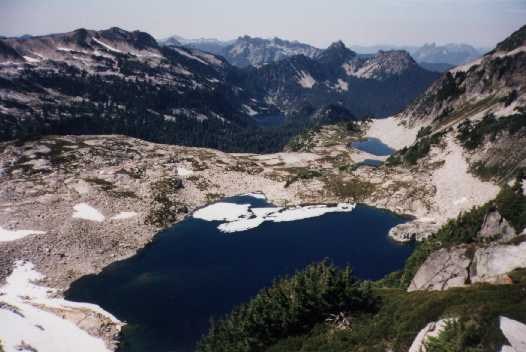 La Bohn Lakes.jpg (25634 bytes)