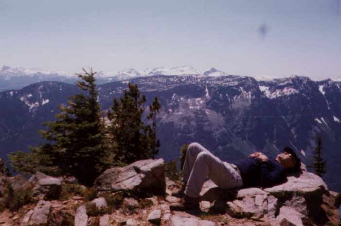 Nap on Rock.jpg (26835 bytes)
